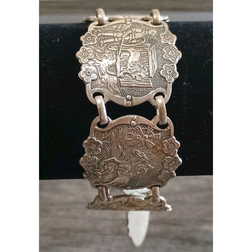 Mid Century Don Quixote Story Panel Spain Silver Tone Vintage Bracelet